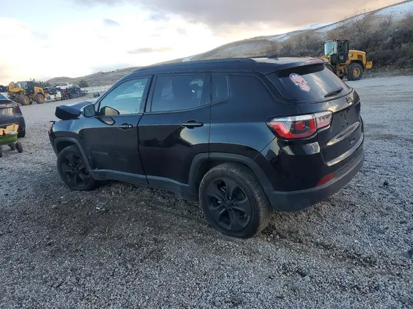 3C4NJCBB0KT832432 2019 JEEP COMPASS - Image 2