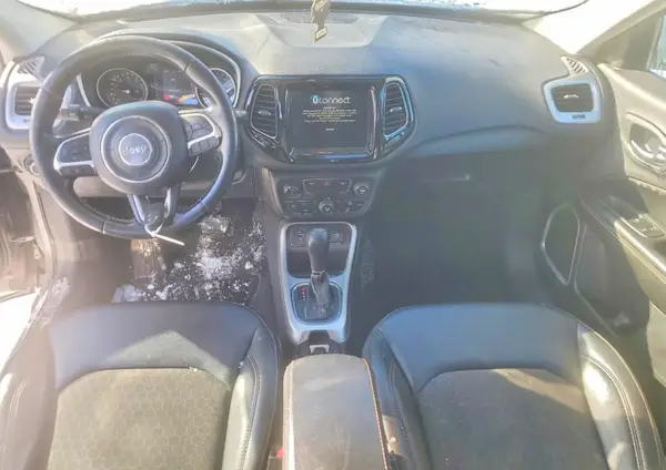 3C4NJCBB0KT843849 2019 JEEP COMPASS - Image 8