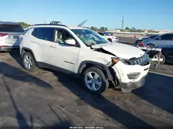 3C4NJCBB0KT851949 2019 JEEP COMPASS