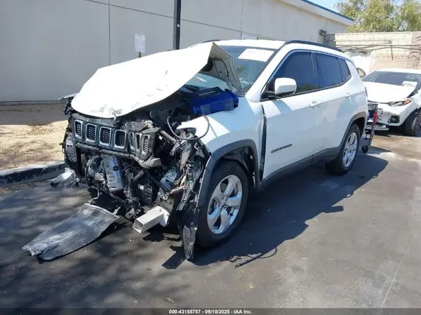 3C4NJCBB0KT855659 2019 JEEP COMPASS - Image 2