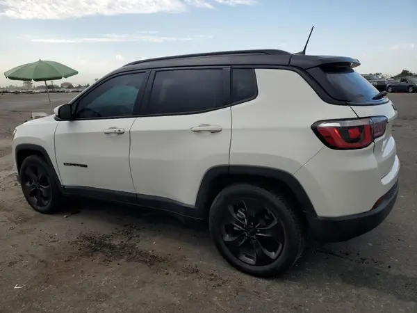 3C4NJCBB0LT102098 2020 JEEP COMPASS - Image 2