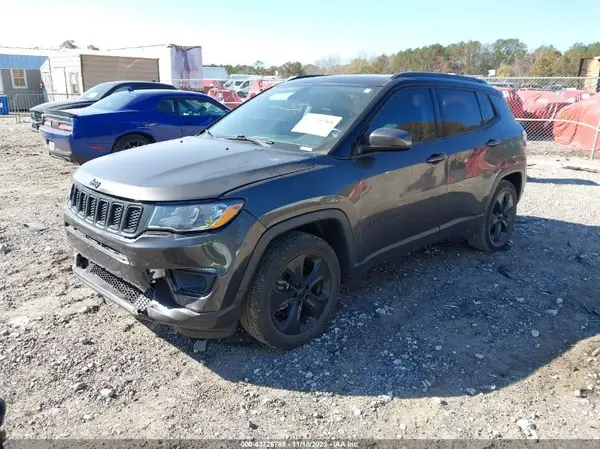 3C4NJCBB0LT122786 2020 JEEP COMPASS - Image 2