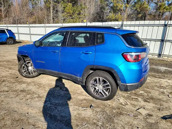 3C4NJCBB0LT147672 2020 JEEP COMPASS - Image 2