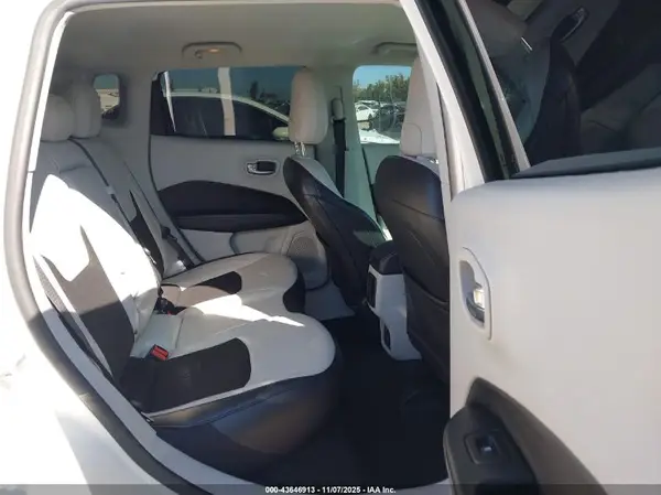 3C4NJCBB0LT235265 2020 JEEP COMPASS - Image 8