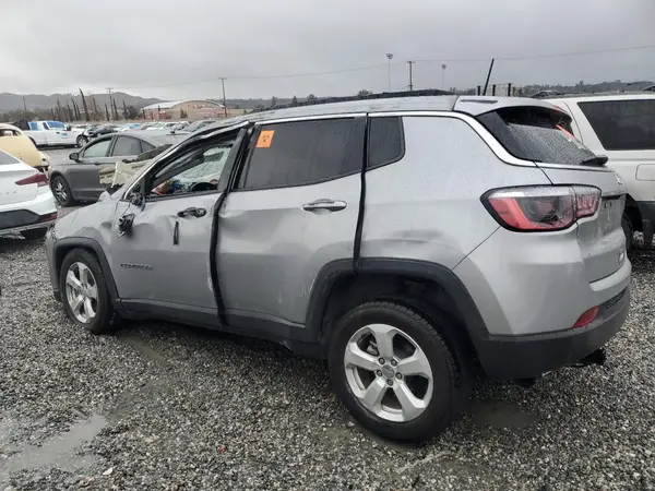 3C4NJCBB0MT502390 2021 JEEP COMPASS - Image 2