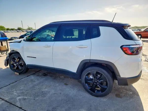 3C4NJCBB0MT560192 2021 JEEP COMPASS - Image 2