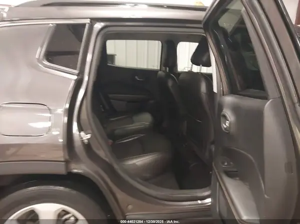 3C4NJCBB0MT563898 2021 JEEP COMPASS - Image 8