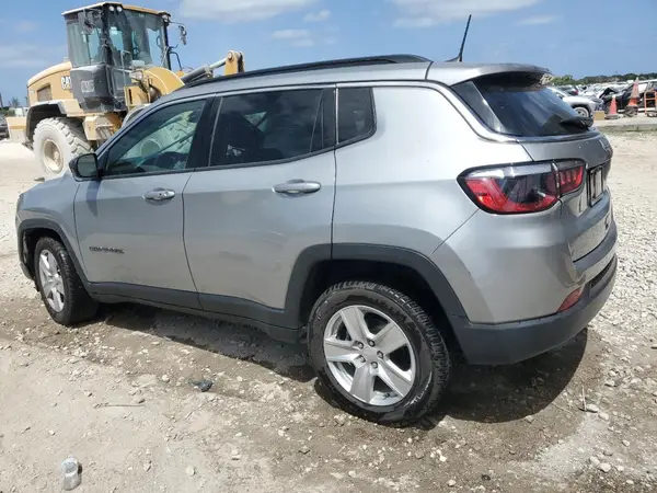 3C4NJCBB0NT112889 2022 JEEP COMPASS - Image 2