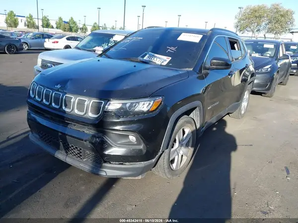 3C4NJCBB0NT137422 2022 JEEP COMPASS - Image 2