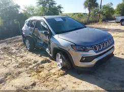 3C4NJCBB0NT137498 2022 JEEP COMPASS