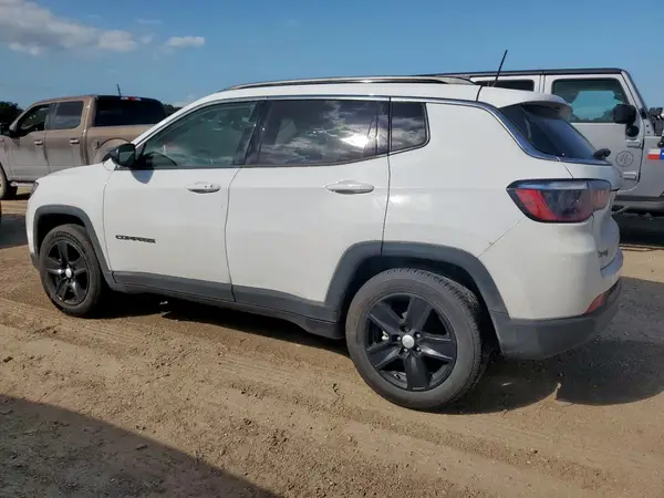 3C4NJCBB0NT137906 2022 JEEP COMPASS - Image 2