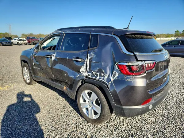 3C4NJCBB0NT155774 2022 JEEP COMPASS - Image 2