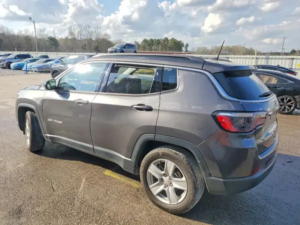 3C4NJCBB0NT174907 2022 JEEP COMPASS - Image 2