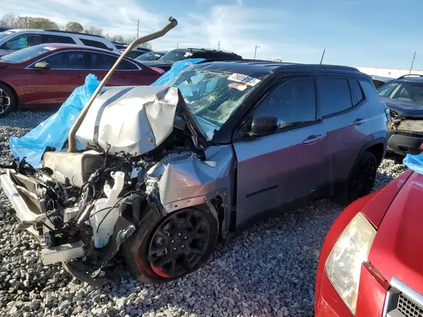 3C4NJCBB0NT213639 2022 JEEP COMPASS