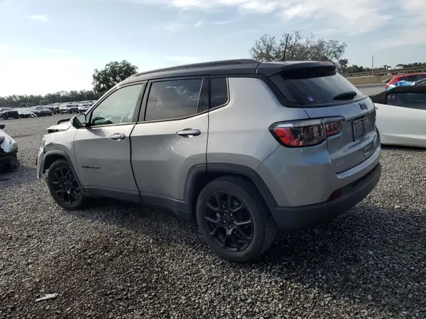 3C4NJCBB0NT213768 2022 JEEP COMPASS - Image 2