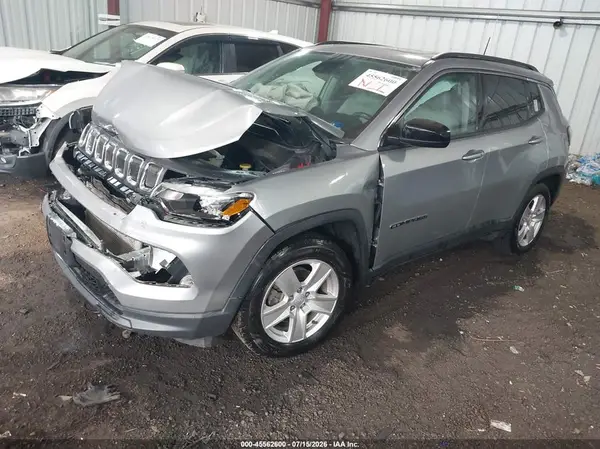 3C4NJCBB0NT218565 2022 JEEP COMPASS - Image 2