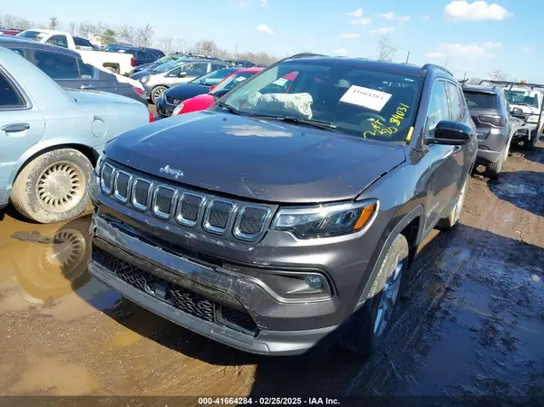 3C4NJCBB0NT234488 2022 JEEP COMPASS - Image 2