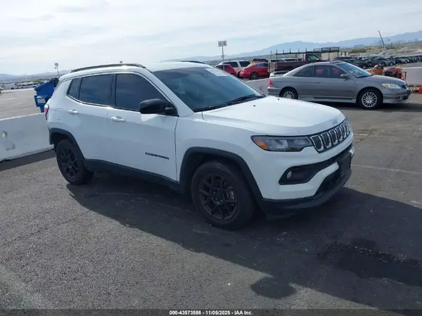 3C4NJCBB0NT235026 2022 JEEP COMPASS - Image 1