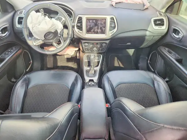 3C4NJCBB1HT652143 2017 JEEP COMPASS - Image 8