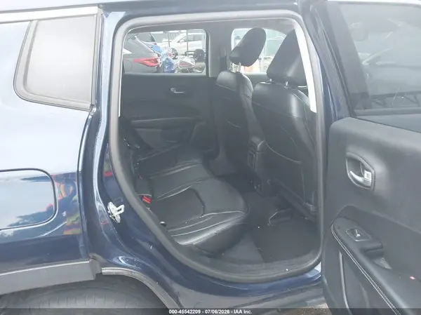 3C4NJCBB1HT668794 2017 JEEP COMPASS - Image 8
