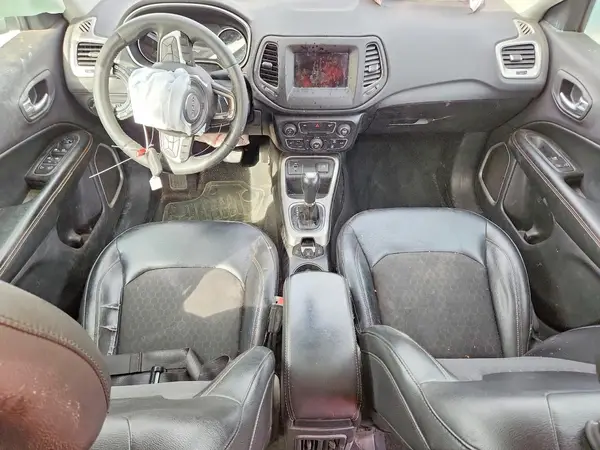 3C4NJCBB1HT693856 2017 JEEP COMPASS - Image 8