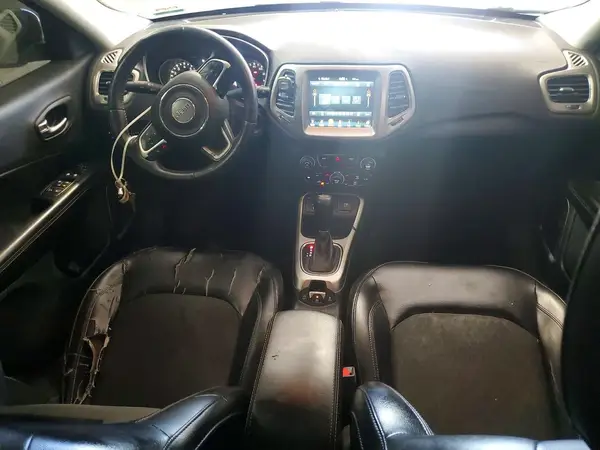 3C4NJCBB1JT102706 2018 JEEP COMPASS - Image 8