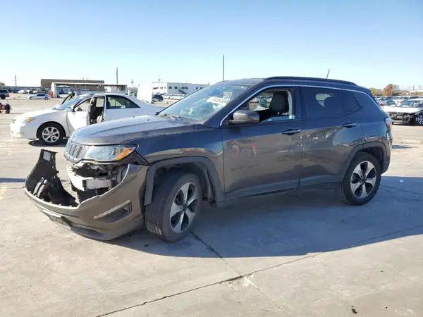 3C4NJCBB1JT105797 2018 JEEP COMPASS - Image 1