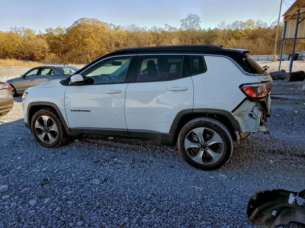 3C4NJCBB1JT125211 2018 JEEP COMPASS - Image 2