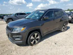 3C4NJCBB1JT165630 2018 JEEP COMPASS