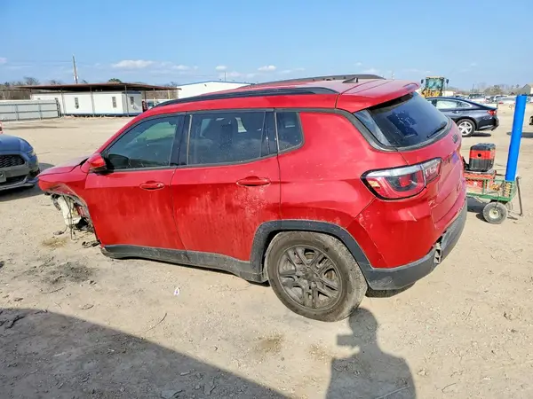 3C4NJCBB1JT166115 2018 JEEP COMPASS - Image 2