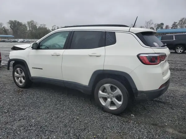 3C4NJCBB1JT182072 2018 JEEP COMPASS - Image 2