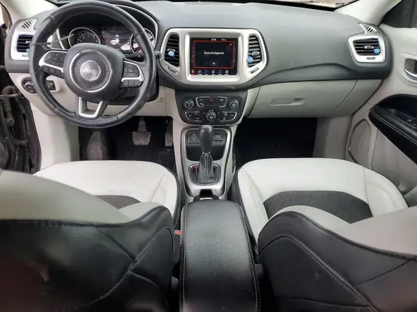 3C4NJCBB1JT182122 2018 JEEP COMPASS - Image 8