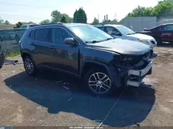3C4NJCBB1JT204782 2018 JEEP COMPASS