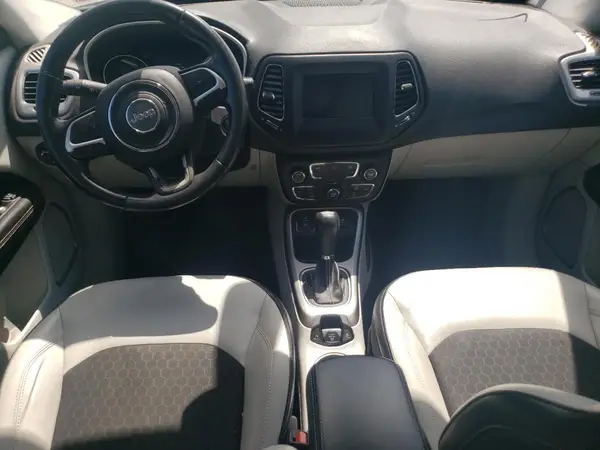 3C4NJCBB1JT204927 2018 JEEP COMPASS - Image 8