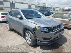 3C4NJCBB1JT267932 2018 JEEP COMPASS