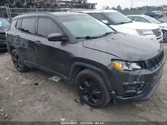 3C4NJCBB1JT327076 2018 JEEP COMPASS