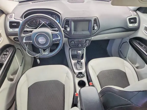 3C4NJCBB1JT327613 2018 JEEP COMPASS - Image 8