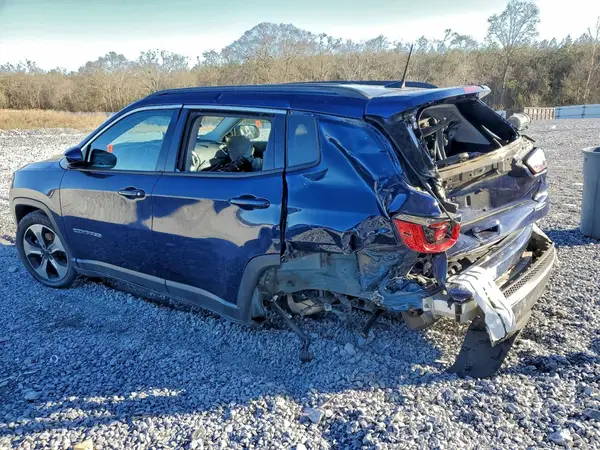 3C4NJCBB1JT335341 2018 JEEP COMPASS - Image 2