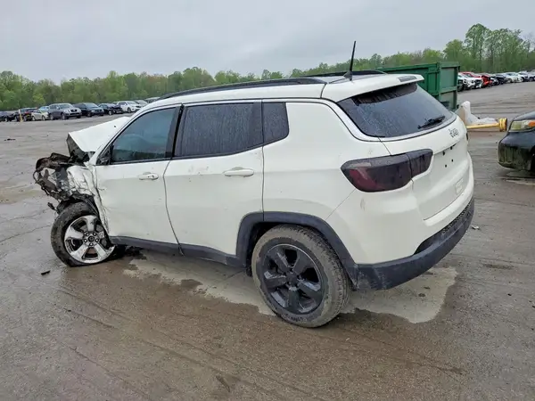 3C4NJCBB1JT344296 2018 JEEP COMPASS - Image 2