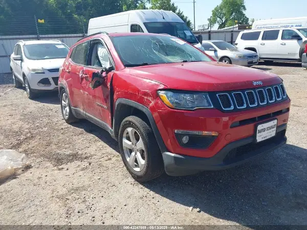 3C4NJCBB1JT376021 2018 JEEP COMPASS - Image 1