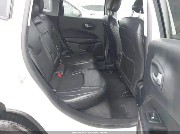 3C4NJCBB1JT377041 2018 JEEP COMPASS - Image 8