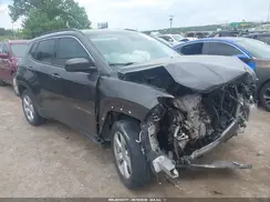 3C4NJCBB1JT462364 2018 JEEP COMPASS