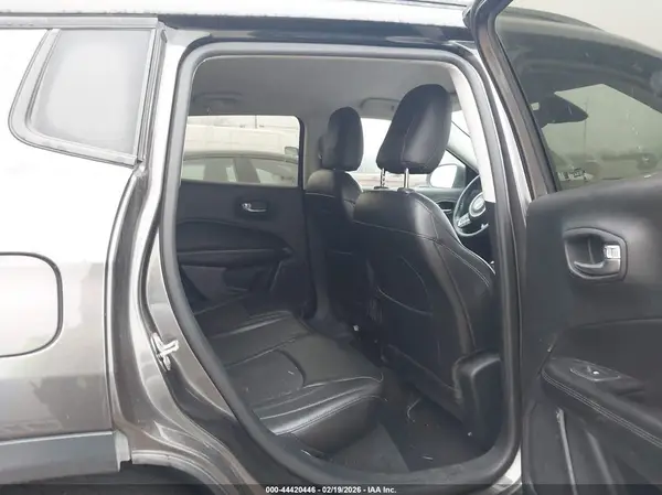 3C4NJCBB1JT462431 2018 JEEP COMPASS - Image 8
