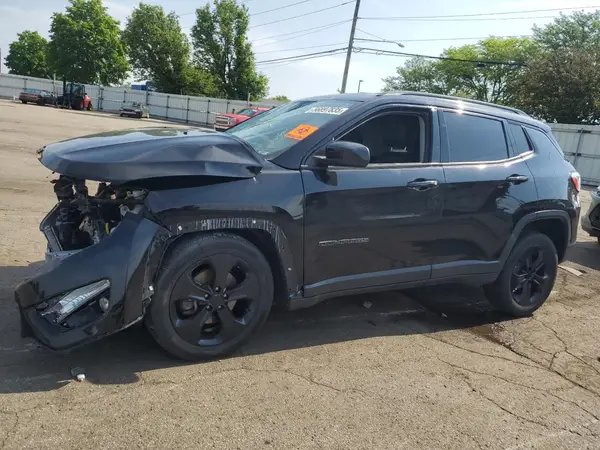 3C4NJCBB1JT462493 2018 JEEP COMPASS - Image 1