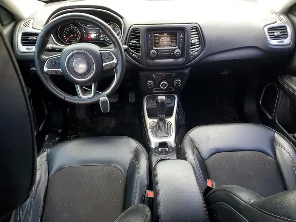 3C4NJCBB1JT465040 2018 JEEP COMPASS - Image 8