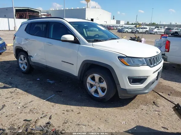 3C4NJCBB1JT469184 2018 JEEP COMPASS - Image 1