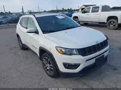 3C4NJCBB1JT469492 2018 JEEP COMPASS