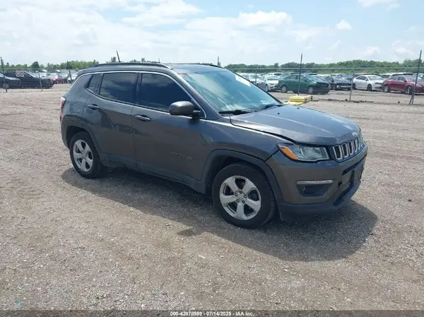 3C4NJCBB1JT501812 2018 JEEP COMPASS - Image 1