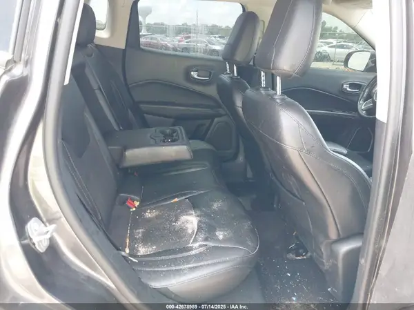 3C4NJCBB1JT501812 2018 JEEP COMPASS - Image 8