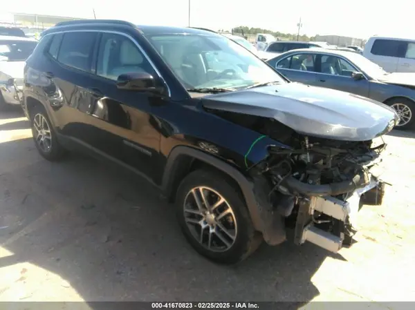 3C4NJCBB1JT503379 2018 JEEP COMPASS - Image 1